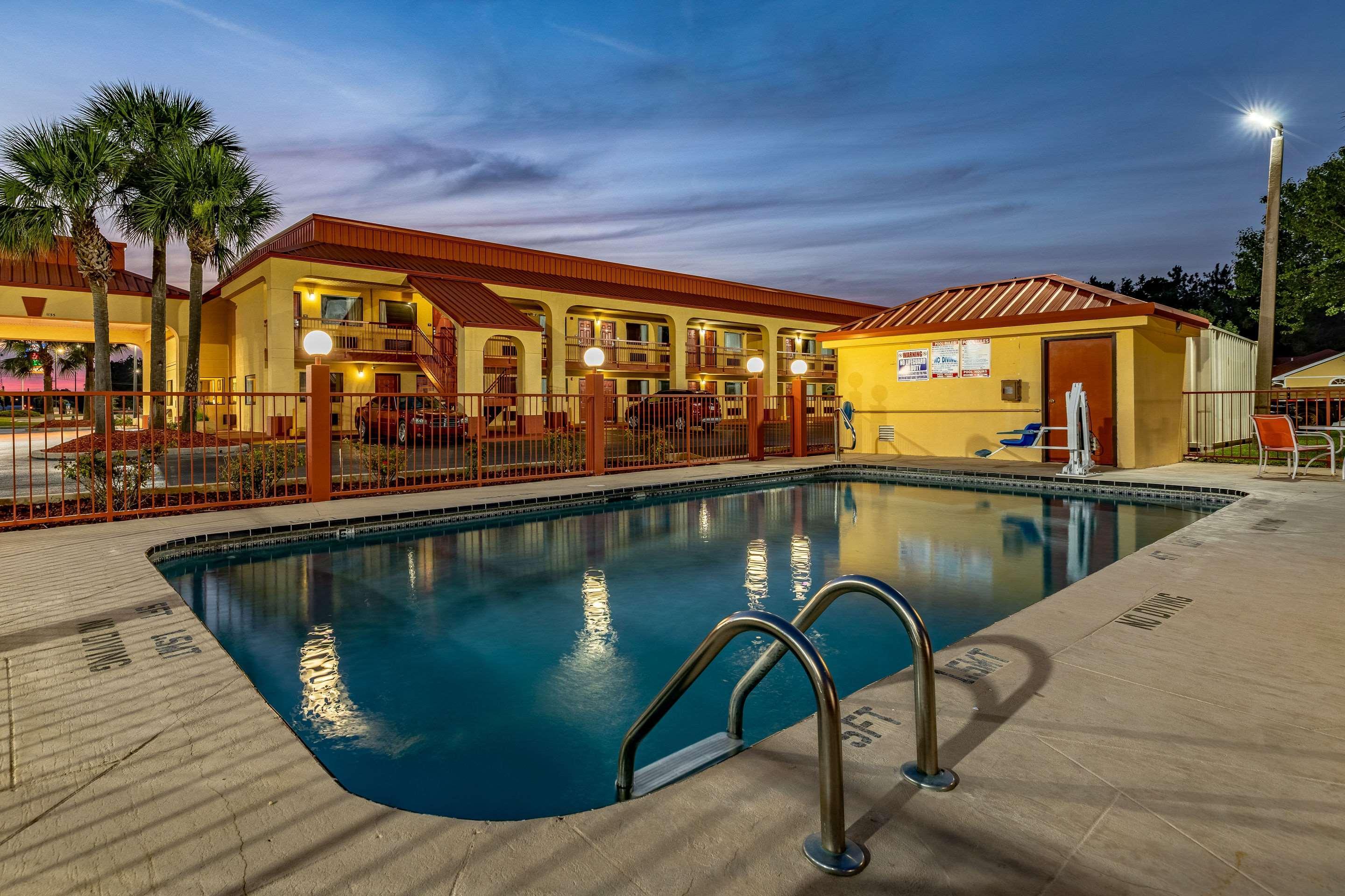 קינגסלנד Econo Lodge מראה חיצוני תמונה