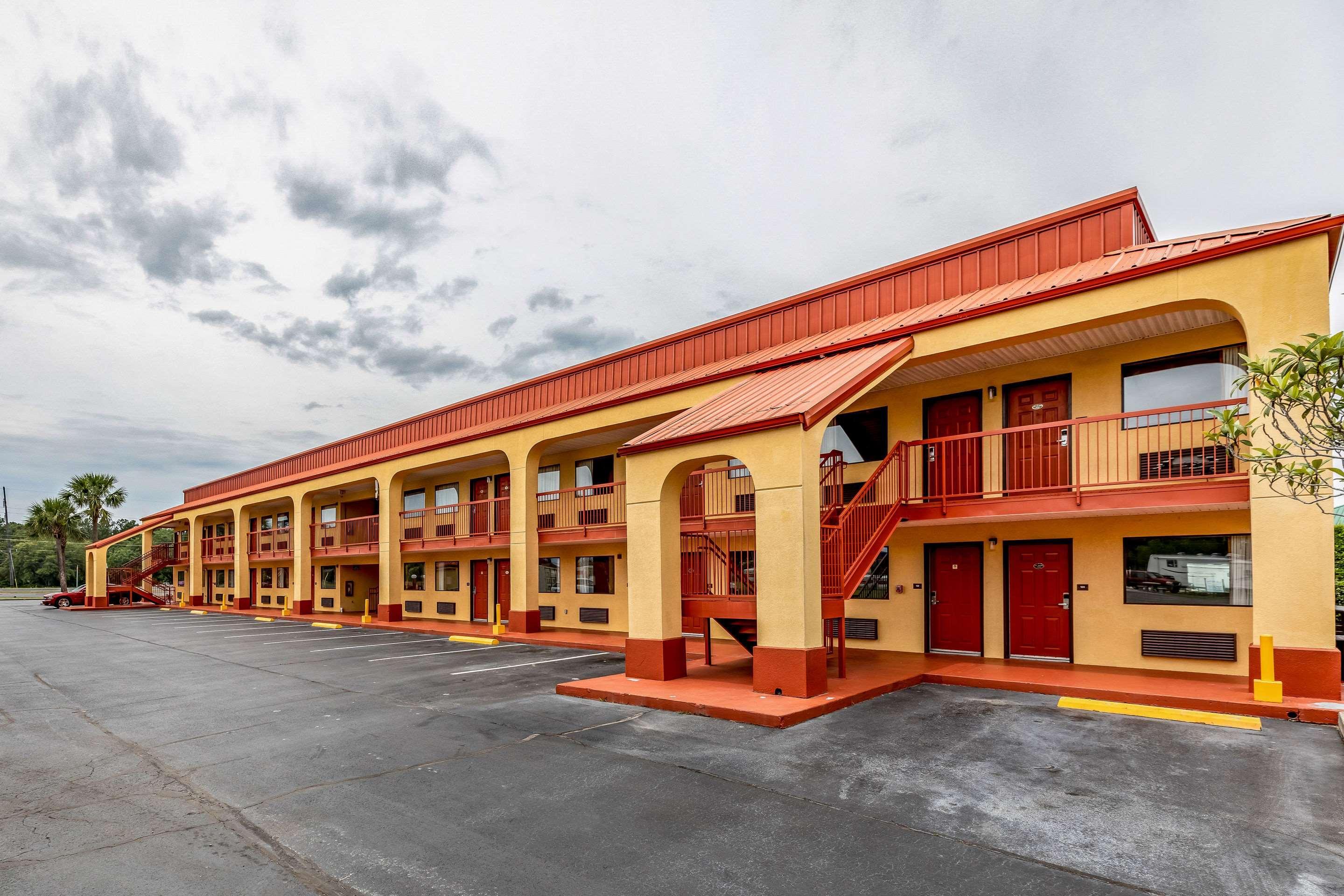 קינגסלנד Econo Lodge מראה חיצוני תמונה